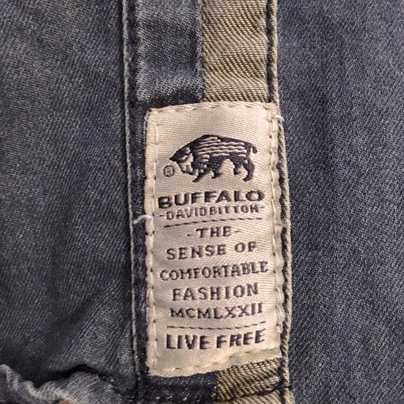Men’s BUFFALO Denim Shirt Medium - Picture 5 of 9